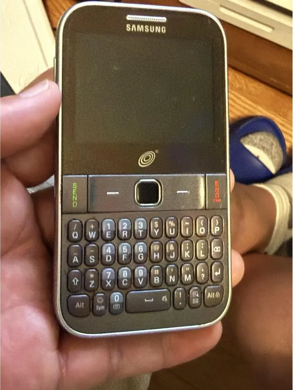 Samsung SGH S390G - Tech Silver (TracFone) Cellular Phone